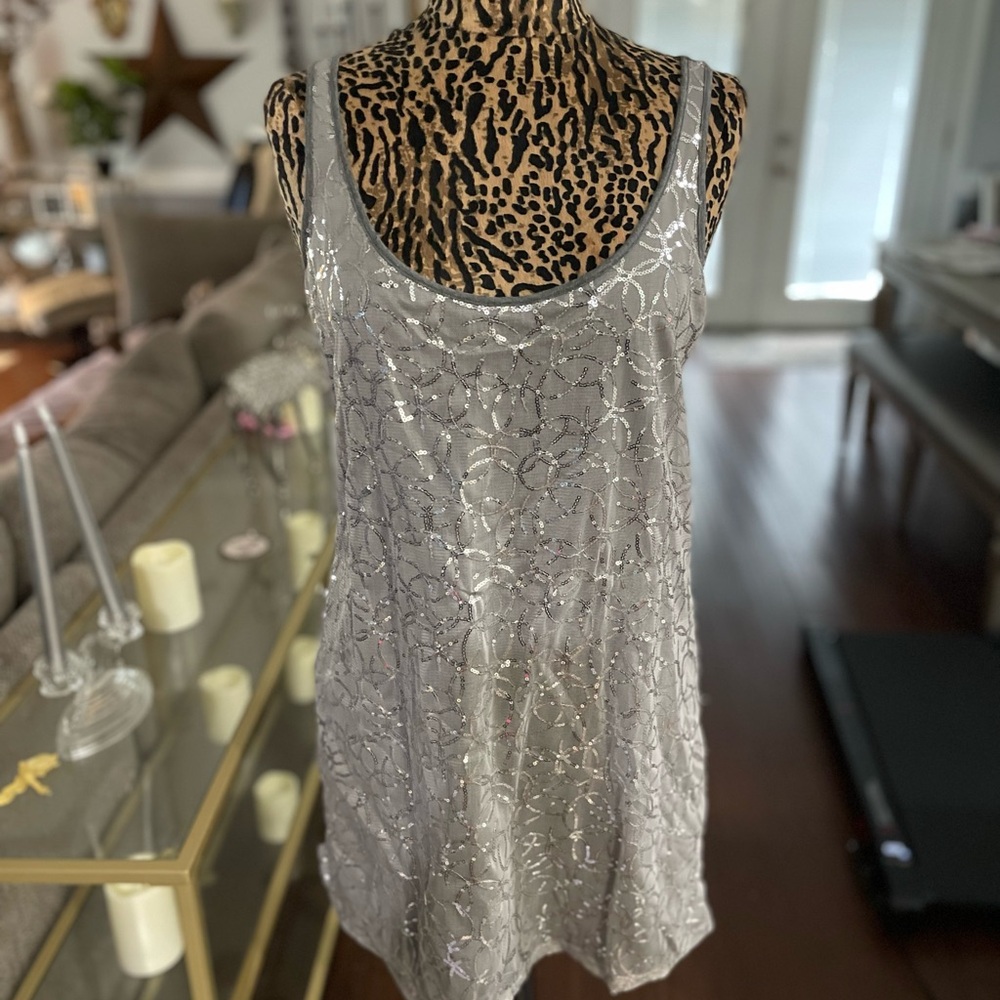 Express Gray Fabric Detail